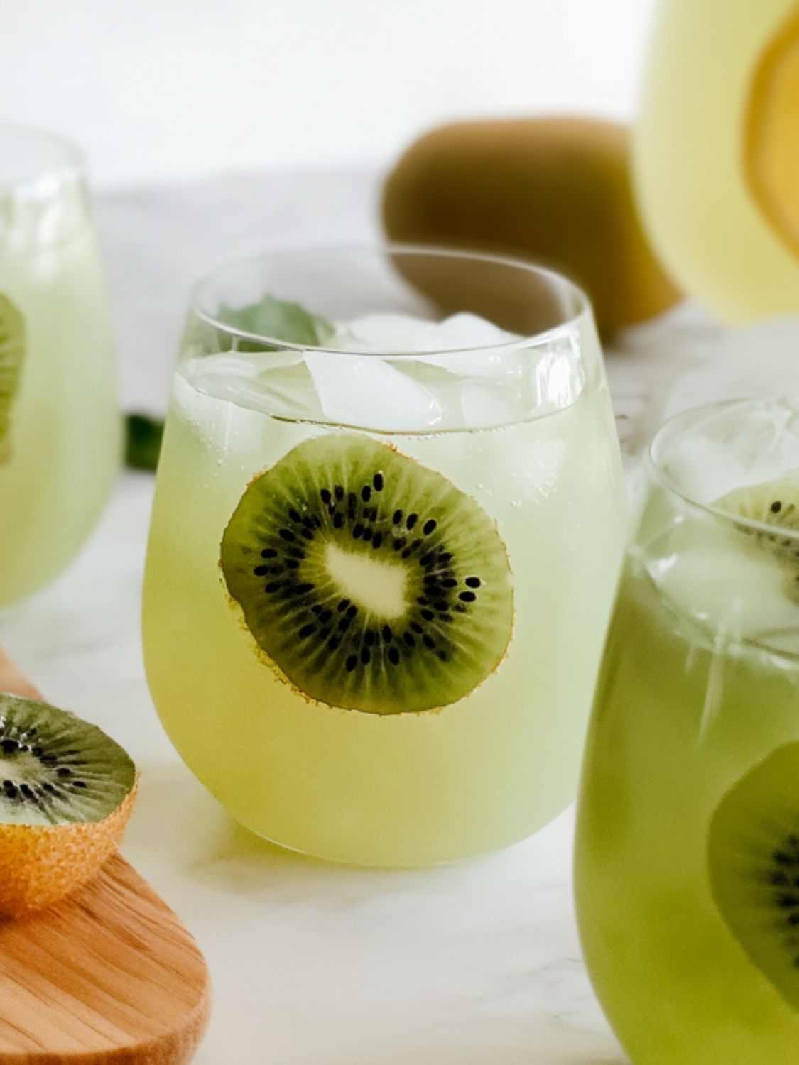 Fresh & Sweet Kiwi Lemonade